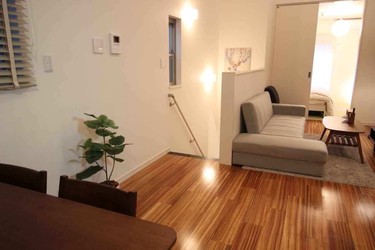 Aguri Home Ōsaka Exterior foto